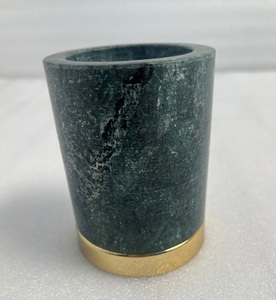 Porte-bougie rond en marbre avec base en acier doré pour décoration de centre de table de mariage moderne - Product Image 1