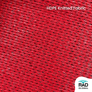 ผ้าบังแดดทรงสามเหลี่ยมสีแดง HDPE ระบายอากาศ ป้องกันรังสียูวี สำหรับสวน ลานบ้าน ระเบียงกลางแจ้ง - Product Image 4