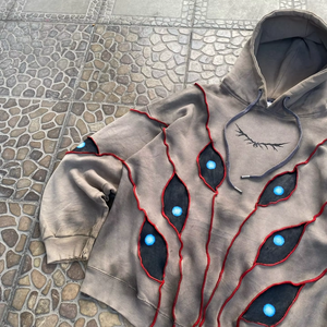 Sweat à capuche unisexe personnalisé, coupe oversize et carrée, style streetwear, effet vieilli, impression DTG standard, 500 GSM, coupe courte, 100% coton, grammage lourd - Product Image 3