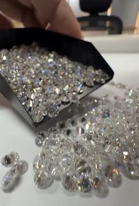 Diamantes Redondos de Corte Brillante Cultivados en Laboratorio HPHT de 0.022ct a 0.032ct, Color F, Excelente Pulido, para Joyería - Product Image 2