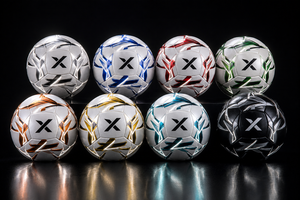 Ballon de football réfléchissant personnalisé X |   Blanc Noir Or |   Logo X |   Fabricant OEM ODM |   Design haut de gamme |   Qualité supérieure - Product Image 5