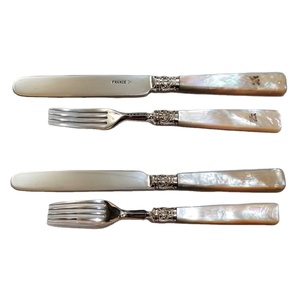 Ensemble de couverts de luxe en argent sterling français antique et nacre, élégants couteaux et fourchettes à fruits vintage - Product Image 1