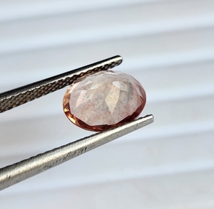 Pierre de soleil d'Oregon naturelle, facettée et couleur champagne, magnifique pierre précieuse ovale multicolore, disponible au prix de gros. - Product Image 6