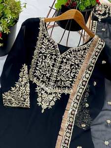Ensemble Sharara de Luxe pour Femme 2026, Tenue de Soirée, Créateur, Broderie en Chiffon avec Strass, Robe de Mariage Pakistanaise, Occasion Formelle, Vente en Gros - Product Image 2