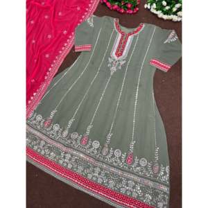 Magnifique robe Anarkali pour soirée avec un dupatta fantaisie - Product Image 5