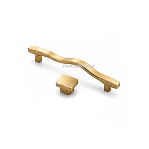 Tirador y pomo cuadrado modernos de latón para muebles, herrajes duraderos para cajones de cocina y armarios - Product Image 1