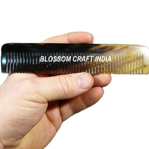 หวีเขาควายธรรมชาติปรับแต่งได้สำหรับผู้ชาย ใช้กับเครา สำหรับใช้ในบ้าน ร้านเสริมสวย และการเดินทาง พร้อมบริการสลักโลโก้ฟรี - Product Image 1