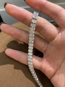Pulsera de tenis de moissanita de plata de ley 925 con corte ovalado, pulsera de diamantes engastados, joyería de lujo estilo hip hop, pulsera personalizada con brillo. - Product Image 2
