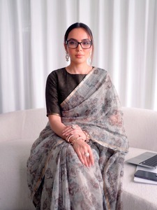 Indian Traditional Ethnic Casual Saree in Floral Print for Daily Wear and Festive Function for Women Fancy Trendy Outfit - Product Image 3