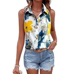 Camisa sin mangas con botones y estampado floral en amarillo y azul para mujer - Top ligero e informal de verano para un ajuste relajado - Product Image 1