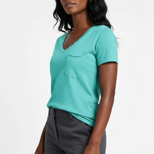 T-shirt basique uni pour femme à col en V avec poche, manches courtes, en mélange de coton, tissu doux, poche poitrine, personnalisable OEM, vente en gros, direct usine - Product Image 3