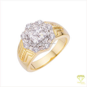 Anillo de Plata 925 de Primera Calidad con Diamante Cultivado en Laboratorio para Hombre, Diseño Cuadrado Audaz en el Centro, para Compradores de Joyería al Por Mayor - Product Image 4