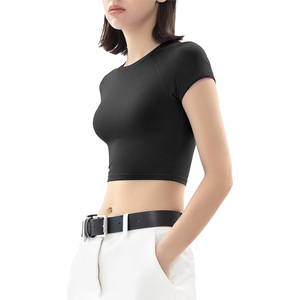 Custom Womens Activewear Tops Lightweight Gym Shirts Breathable Fitness Apparel OEM Manufacturing Pakistan - Product Image 3