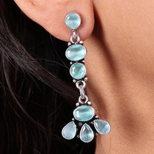 Pendientes Colgantes de Latón Oxidado con Cuarzo Azul, Estilo Bohemio, Forma de Campana, Venta al por Mayor, Hechos a Mano - Product Image 6