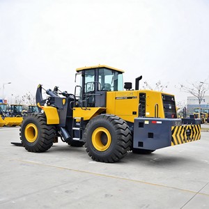 Cargadora de Ruedas Delantera Diésel Grande LW600KV-T25 con Accesorio de Horquilla, PLC y Bomba para Carga/Descarga de Bloques en Almacenes de Piedra - Product Image 3