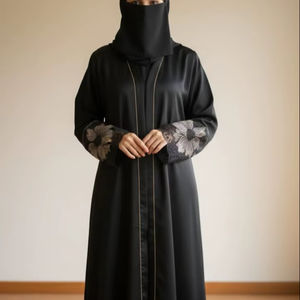 Abaya élégante brodée à la main pour femmes, tenue islamique traditionnelle et stylée - Product Image 1