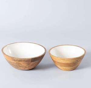 Bol de service élégant en bois d'acacia de qualité supérieure, design luxueux fait main, pour la maison et l'hôtellerie, disponible à la vente - Product Image 4