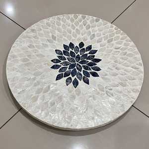 Bandeja Giratoria de Lujo con Incrustaciones de Madreperla, Organizador Elegante con Mosaico de Conchas Iridiscentes para una Decoración del Hogar con Estilo - Product Image 5