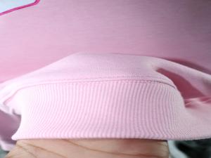 Sudadera BRIK PINK con cuello alto, 100% BLANCA, con apliques bordados, cuello ancho, hilos finos. - Product Image 6