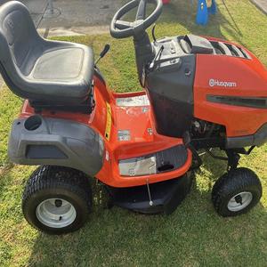 Tondeuse à gazon Husqvarna de haute qualité à prix d'usine, moteur à essence 4 temps, hauteur de coupe réglable, usage commercial pour jardin - Product Image 1