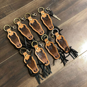 Porte-clés d'outillage de cheval en cuir repoussé à la main porte-clés à franges en cuir véritable personnalisé Western porte-clés en cuir de luxe Cowgirl - Product Image 4