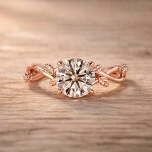 Bague de fiançailles en or massif 10K 14K 18K avec diamant de laboratoire taille marquise et taille rond, design de joaillerie fine, certifiée IGI - Product Image 1