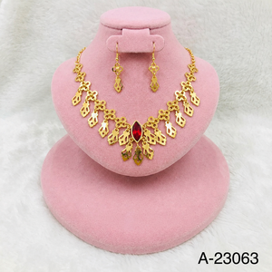 Conjunto de Anillo, Pendientes y Collar de Flores Chapados en Oro para Mujer, Joyería Clásica para Boda A-23061 - Product Image 3
