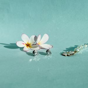 Pendientes de Diamantes Rellenos con Corte Brillante Redondo de 0.80 Quilates, Certificados como Naturales, en Oro de 18k, Regalo Perfecto para Ella en San Valentín - Product Image 4