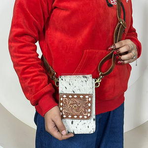 El más nuevo bolso de cuero para teléfono con pelo en el cuero genuino occidental bolso cruzado para teléfono móvil tarjetero de cuero de vaca monedero Floral - Product Image 4