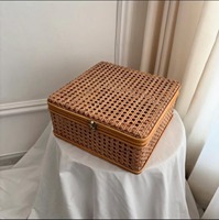 Caixa de Armazenamento de Rattan Natural com Tampa, Adequada para Organização de Quarto, Sala de Estar e Escritório, Uso Multifuncional