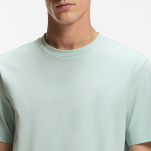 T-shirt décontracté pour homme de haute qualité, design élégant et simple, avec logo personnalisé / service de conception OEM, vêtements décontractés - Product Image 2