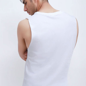เสื้อกล้ามผู้ชายผ้าคอตตอนไร้แขนเสื้อผ้าลำลองซัพพลายเออร์เสื้อกล้ามผู้ชายเสื้อผ้าสวมใส่สบายทรงพอดีตัวสีพื้นแขนกุด - Product Image 6