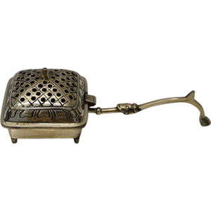 Brûleur d'encens carré en laiton de qualité supérieure avec poignée pour charbon de bois et bakhoor, fait main, écologique, pour aromathérapie et usage domestique - Product Image 1