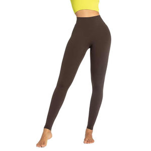 Legging de fitness pour femme de haute qualité, 100 % coton, style décontracté, tissu de sport fabriqué au Pakistan. - Product Image 4