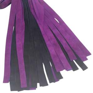 Látigo de cuero auténtico con movimiento equilibrado y mango duradero - Product Image 3