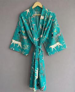 Veste kimono indienne Kantha faite à la main en coton matelassé rayé respirant tricoté pour femme, longue tenue d'hiver, style plage, robes décontractées - Product Image 1