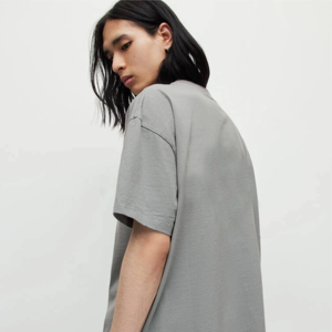 Camiseta de Algodón Gris Extra Grande para Hombre, Cuello Redondo, Manga Corta, Estilo Minimalista, Color Sólido, Corte Jersey, Largo Regular - Product Image 6
