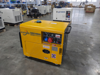Générateurs diesel insonorisés 5kVA 8kVA 10kVA 12kW 15kW triphasés à faible régime pour alimentation de secours commerciale