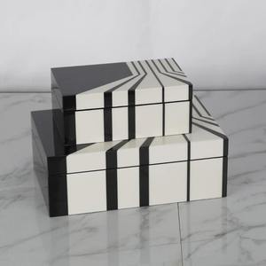 Décoration d'intérieur minimaliste, produit en résine de luxe, boîte de rangement haut de gamme, accessoires élégants pour la maison, décoration d'intérieur de luxe, fabrication artisanale - Product Image 1