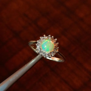 Bague Couronne en Opale Naturelle, Argent Sterling 925, Sertissage Pavé, Bague de Fiançailles Romantique en Pierre Précieuse pour Femme - Product Image 1
