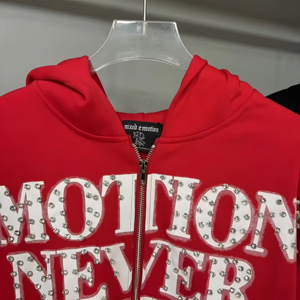 Sweat à capuche zippé surdimensionné en coton French Terry avec strass cloutés, broderie de lettres effet usé, style streetwear, impression de logo personnalisée - Product Image 3