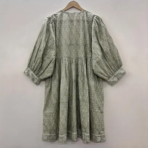 Robe décontractée mi-longue pour femme en coton tissé 100% uni, à manches courtes, taille empire, style babydoll, coupe ample et fonctionnelle à col en V oversize - Product Image 5