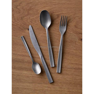 Vaisselle en métal : cuillères, fourchettes et couteaux – Nouveauté : ensembles de couverts, compatibles avec les aliments, lavables au lave-vaisselle, écologiques - Product Image 1