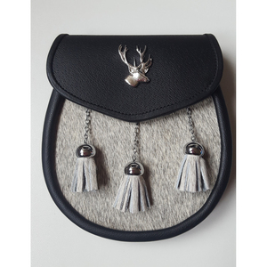 En gros GNG IMPEX Sporran écossais traditionnel en cuir noir et crin de cheval, 3 pompons, motif chardon, décontracté, quatre rangs - Product Image 1