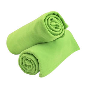 Manta de Forro Polar 100% Poliéster al por Mayor, Manta de Felpa para Viajes en Avión, Fabricada por Vaibhav Exports - Product Image 1