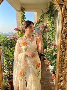 ส่าหรีผ้าไหมแท้นิ่มลายดอกไม้ดิจิทัลสำหรับงานตัดและตกแต่งขอบด้วยดอกไม้ผ้าไหมส่าหรีบานแบบดิจิตัล - Product Image 6