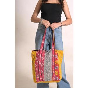 Bolsa de Mano Kantha de Algodón Hecha a Mano en India, Bolsa de Hombro Estilo Boho Vintage, Bolsa Reutilizable para Compras - Product Image 2