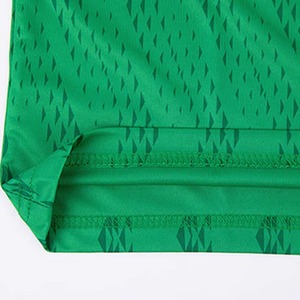 Nouveauté - Tenues de football d'équipe à manches courtes respirantes et à séchage rapide - Design OEM - Couleur et logo personnalisés - Haute qualité pour la vente en ligne - Product Image 3