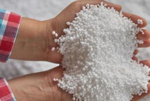 Engrais azoté granulaire à 46 % d'urée pour usage industriel, libération rapide, sacs de 25 kg/50 kg/1000 kg pour usage agricole - Product Image 2