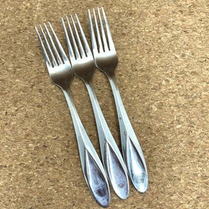 Ensemble de couverts en acier inoxydable avec manche de théière au design unique et poli miroir argenté, fourchette, cuillère et couteau - Product Image 2